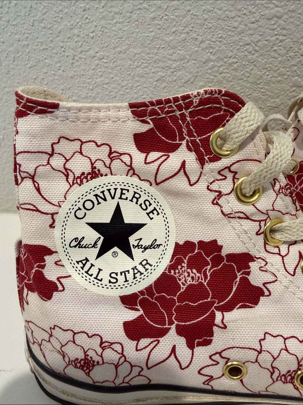 Converse High Top Sneakers - pattern only available in Japan - Picture 11 of 11